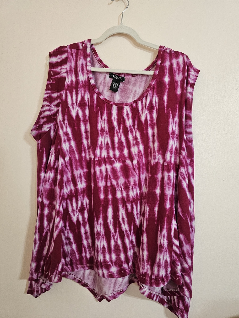 Rogue 4X Pink Tie-Dye Sleeveless Scoop Neck Hankerchief Hem Top
